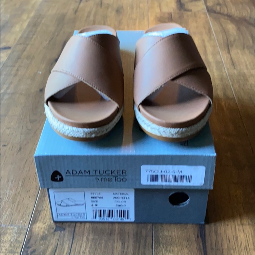 Adam Tucker by Me Too Me Too Reeta6 Sandals